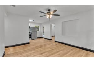 131 FLAMINGO DR DRIVE, AUBURNDALE, FL 33823 Sold 11/05/24