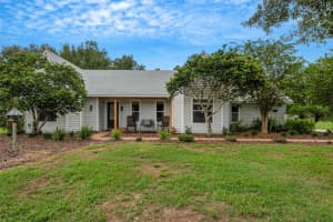 815 HILLSIDE COURT, WINTER HAVEN, FL 33881 Sold 03/04/25