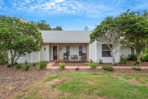 815 HILLSIDE COURT, WINTER HAVEN, FL 33881 Sold 03/04/25