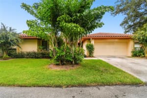 1001 Rolling Woods Ln, LAKELAND