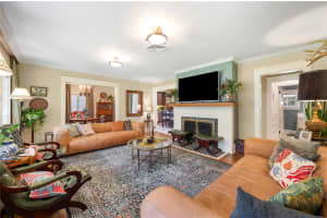 404 PALMOLA STREET, LAKELAND, FL 33803 Sold 05/14/25