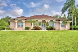 2004 CLUBHOUSE ROAD, LAKELAND, FL 33813 Sold 11/05/24