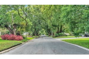 530 BONNIE DRIVE, LAKELAND, FL 33803 Sold 10/31/24