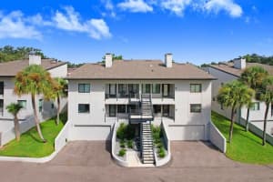1 LAKE HOLLINGSWORTH DRIVE, LAKELAND, FL 33803 Sold 11/22/24