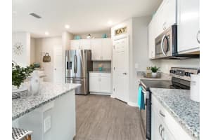 2429 LEEDS STREET, HAINES CITY, FL 33844 - MLS#MFRL4947509