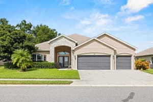 5915 VALENTINO WAY, LAKELAND, FL 33812 Sold 04/16/25