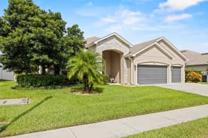 5915 VALENTINO WAY, LAKELAND, FL 33812 Sold 04/16/25