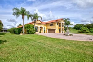 611 SHAMAN COURT, WINTER HAVEN, FL 33880 Sold 10/27/24