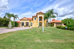 611 SHAMAN COURT, WINTER HAVEN, FL 33880 Sold 10/27/24