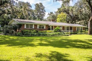 7525 CATHERINE DRIVE, LAKELAND, FL 33810 Sold 07/31/25