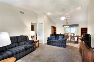 1532 FOXRIDGE RUN, WINTER HAVEN, FL 33880 Sold 12/06/24