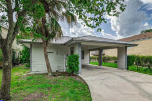 3537 RAINTREE LANE, LAKELAND, FL 33803 Sold 11/20/24