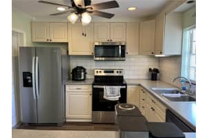 702 AVENUE M SE, WINTER HAVEN, FL 33880 Sold 11/05/24