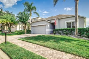 241 KENSINGTON DRIVE, DAVENPORT, FL 33897 Sold 04/20/25