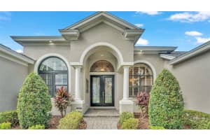 1364 CRESCENT WOODS LOOP, LAKELAND, FL 33813 Sold 11/08/24
