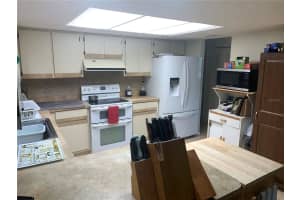 2110 PINEWOOD BOULEVARD, SEBRING, FL 33870 Sold 12/18/24