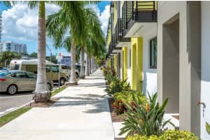909 ARLINGTON AVENUE, SAINT PETERSBURG, FL 33705 Sold 12/11/24