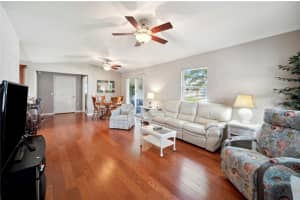 4829 COLONNADES CIRCLE, LAKELAND, FL 33811 - MLS#MFRL4947890