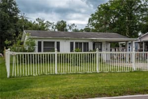 2431 BROADWAY STREET, LAKELAND, FL 33801 Sold 01/08/25