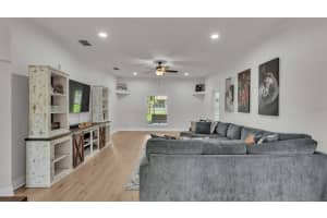 2248 PALMVIEW CIRCLE, AUBURNDALE, FL 33823 Sold 11/18/24