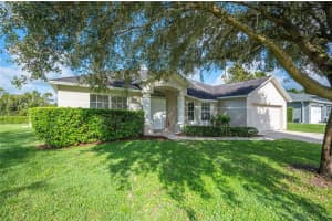 8423 GREYSTONE DRIVE, LAKELAND, FL 33810 Sold 11/15/24