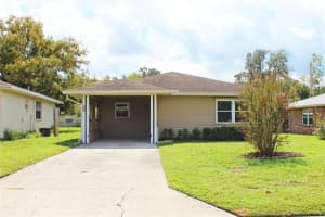608 Lark Dr, LAKELAND