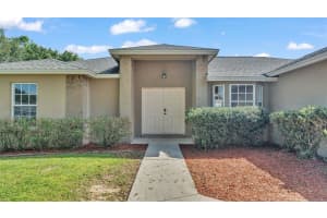 7642 HABERSHAM DRIVE, LAKELAND, FL 33810 Sold 11/19/24