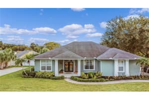 1803 SANDY KNOLL CIRCLE, LAKELAND, FL 33813 Sold 04/29/25