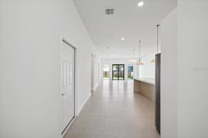 7861 40TH AVENUE, ST PETERSBURG, FL 33709 Sold 12/03/24