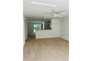 1217 AVENUE J, HAINES CITY, FL 33844 Sold 05/07/25