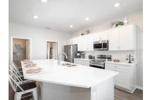 5419 127TH LANE, BELLEVIEW, FL 34420 Sold 03/10/25