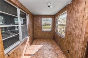 910 WARREN STREET, PLANT CITY, FL 33563 Sold 11/21/24