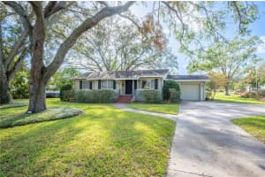 3025 CLEVELAND HEIGHTS BOULEVARD, LAKELAND, FL 33803 Sold 12/19/24