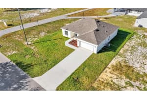 19 IRVINGTON ROAD, AVON PARK, FL 33825 - MLS#MFRL4948341