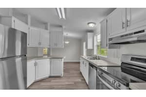 7120 DOVE MEADOW TRAIL, LAKELAND, FL 33810 Sold 02/14/25