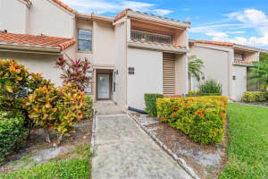 1710 GARDEN LAKE DRIVE, WINTER HAVEN, FL 33884 - MLS#MFRL4948430