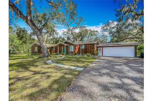 10745 SABAL PALM DRIVE, LAKE WALES, FL 33898 Sold 05/07/25