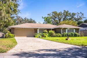 4926 BOBBIE AVENUE, LAKELAND, FL 33812 Sold 03/05/25