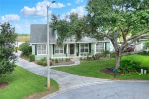 1935 AUSTIN TERRACE, WINTER HAVEN, FL 33884 Sold 09/04/25