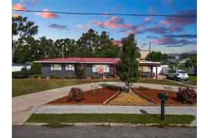 135 KINSTLE AVENUE, AUBURNDALE, FL 33823 Sold 12/20/24
