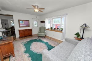 135 KINSTLE AVENUE, AUBURNDALE, FL 33823 Sold 12/20/24