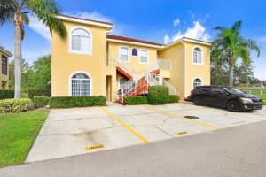 10102 INDIAN CREEK DRIVE, KISSIMMEE, FL 34759 Sold 01/21/25
