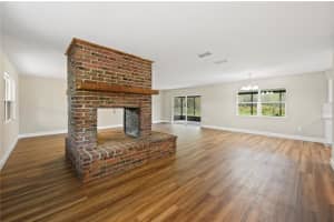 9004 PINE TREE DRIVE, LAKELAND, FL 33809 Sold 04/09/25