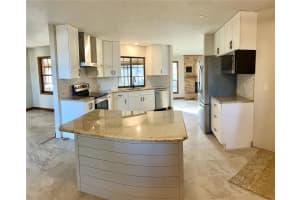 24 LAKE AVENUE, WINTER HAVEN, FL 33880 Sold 02/28/25