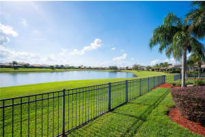 2430 LAUREL GLEN DRIVE, LAKELAND, FL 33803 Sold 12/11/24