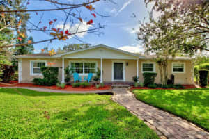 1339 ROBINHOOD LANE, LAKELAND, FL 33813 Sold 01/25/25