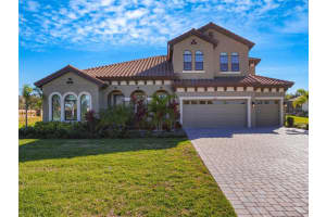 10469 MEADOWRUN DRIVE, LITHIA, FL 33547 Sold 08/27/25