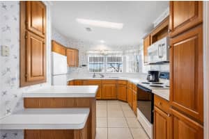 11 SADDLEBAG TRL N, LAKE WALES, FL 33898 Sold 05/05/25