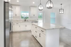13546 ROCKRIDGE ROAD, LAKELAND, FL 33809 Sold 01/17/25