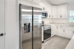 13546 ROCKRIDGE ROAD, LAKELAND, FL 33809 Sold 01/17/25